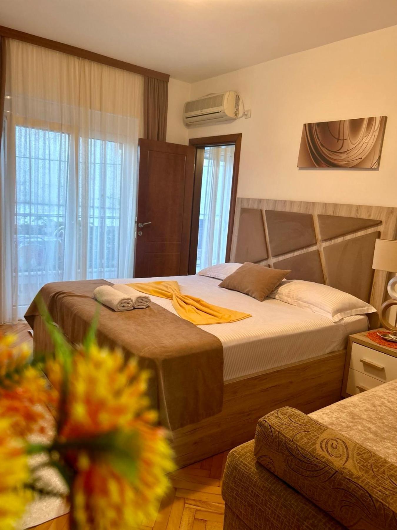 Apartments Gazi ウルツィニ エクステリア 写真