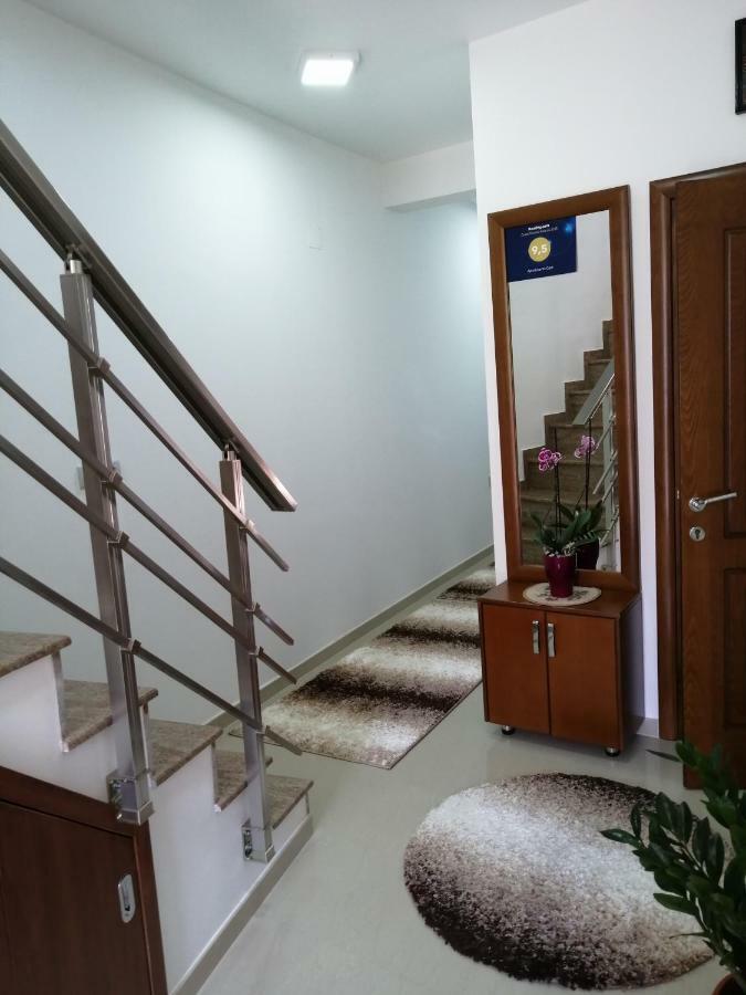 Apartments Gazi ウルツィニ エクステリア 写真