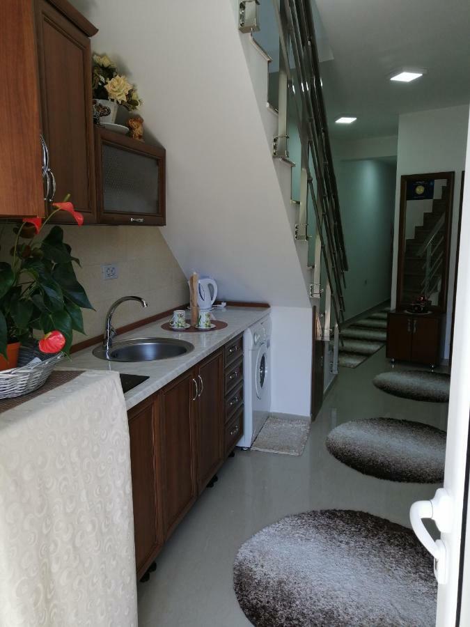 Apartments Gazi ウルツィニ エクステリア 写真
