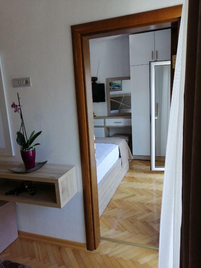 Apartments Gazi ウルツィニ エクステリア 写真